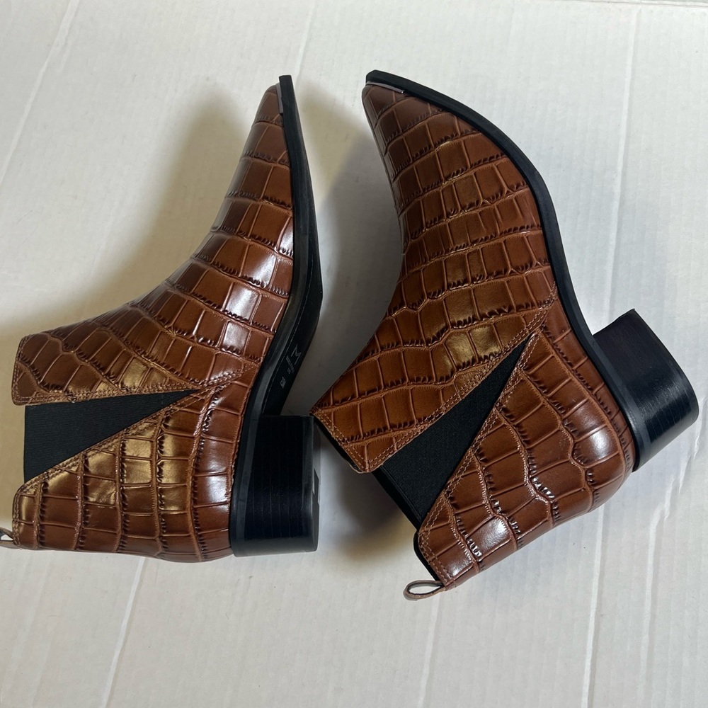 Marc‎ Fisher women Yale Chelsea boots size 7.5